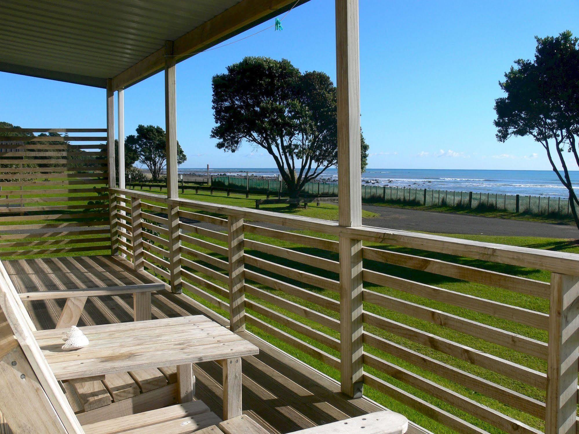 Oakura Beach Holiday Park Dış mekan fotoğraf