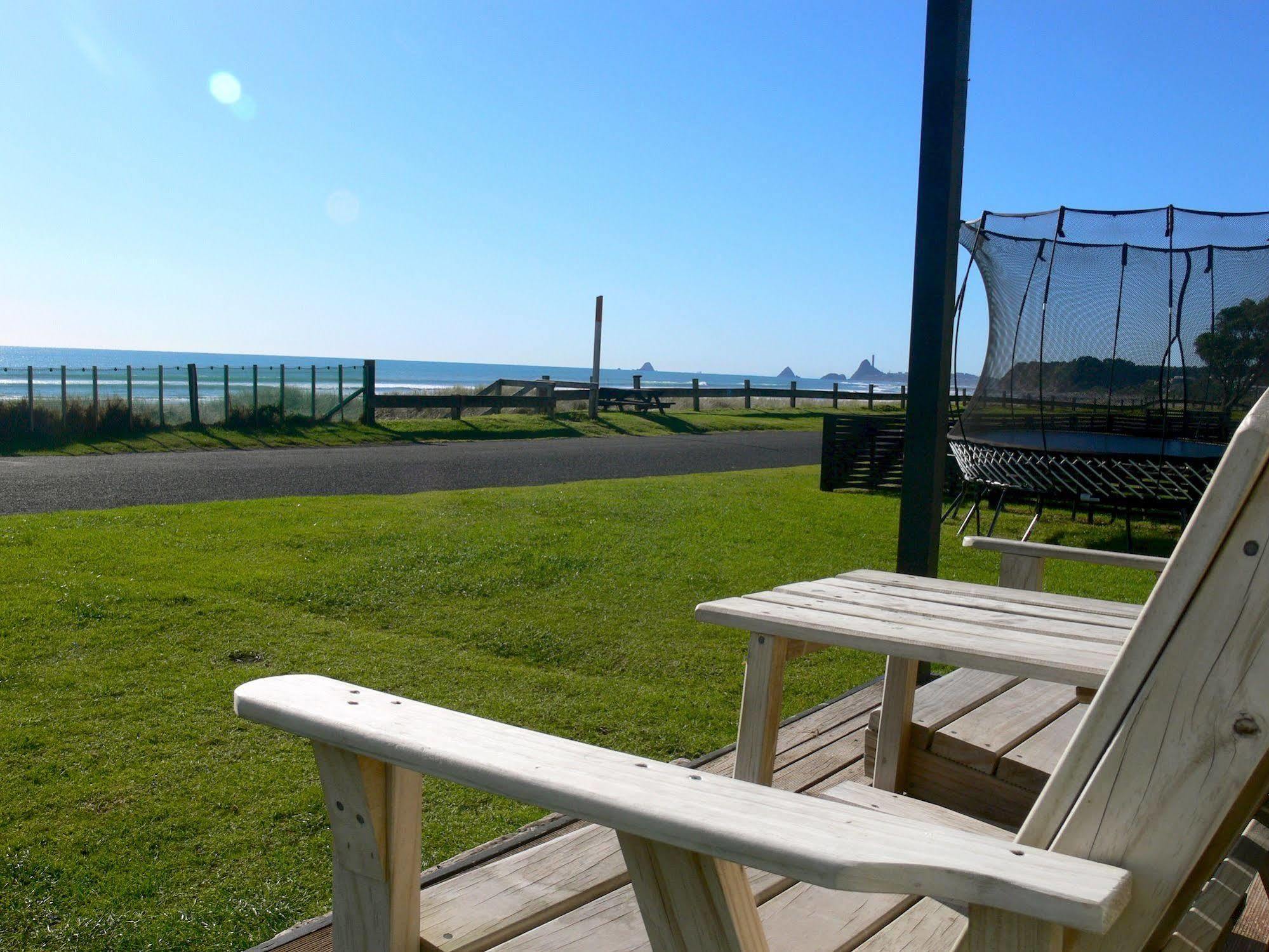 Oakura Beach Holiday Park Dış mekan fotoğraf